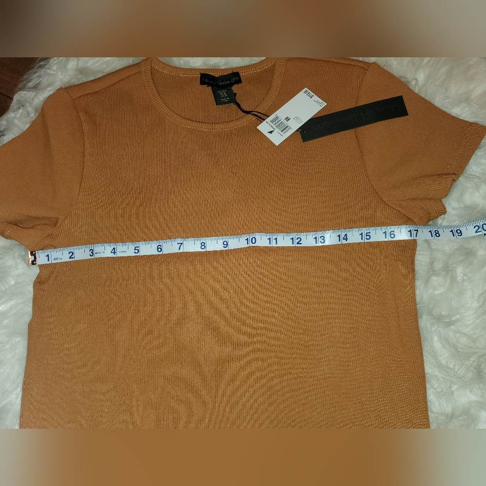 NWT House of Harlow 1960 Brown Ribbed Fitted Short Sleeve Tee Medium - Picture 7 of 7